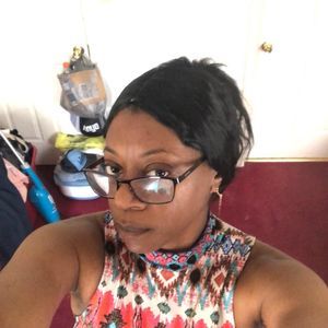 Meet your Posher, Brenda